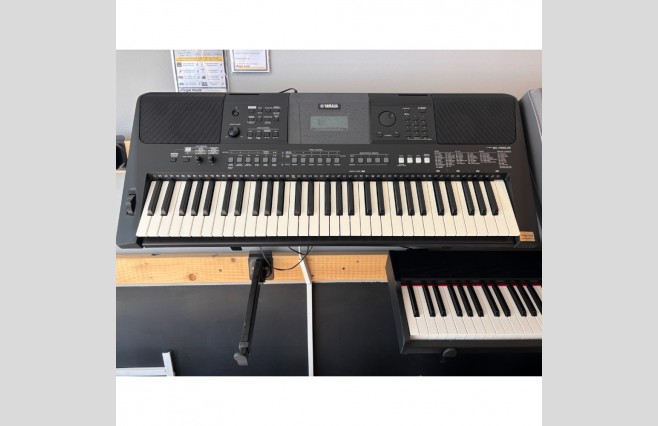 Yamaha PSR-E463 Keyboard, Used (SN:BEY001128) - Image 1
